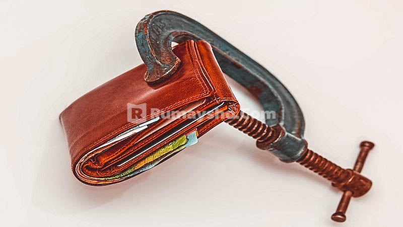 Mengangkat Kesusahan Seorang Mukmin